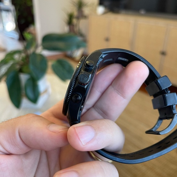 FERRARI
World Time Alarm Chronograph Black Dial Men's Watch FE-05-IPB-FC 45mm! - Picture 4 of 8